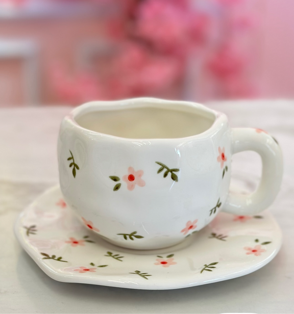 كوب ورد وعروق اخضر
