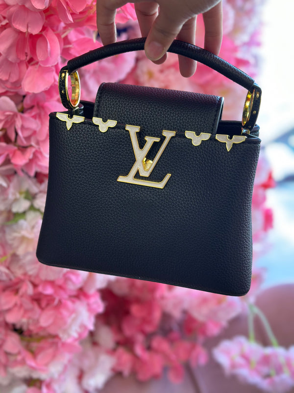 جزدان اسود lv